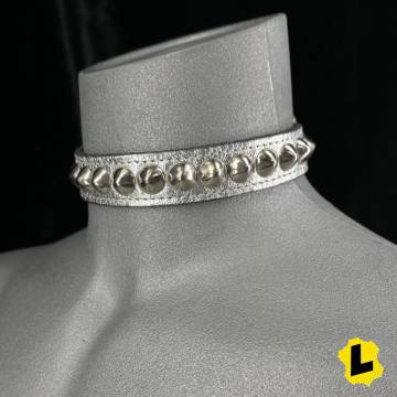 Shiny Cone Stud Collar